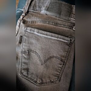 Levi's 710 Super Skinny Jeans